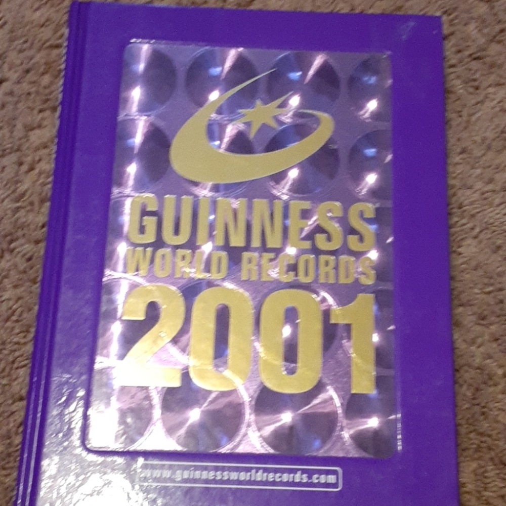 A Guinness world records 2001 book